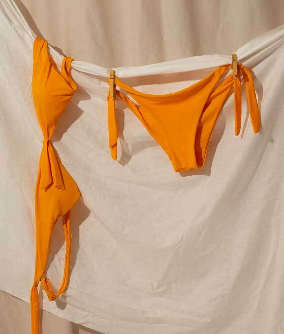 Lay Flat to Dry – No Wringing!